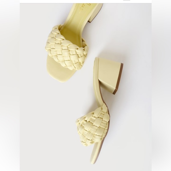 Woven High Heel Sandals - Picture 3 of 4